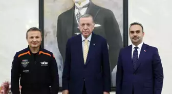 Cumhurbaşkanı Erdoğan, Türkiye'nin ilk astronotunu kabul etti