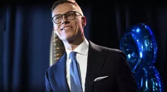 Finlandiya'da Cumhurbaşkanlığı Seçimlerini NATO Destekçisi Alexander Stubb Kazandı