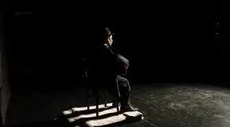 Aşık Veysel'in insansı robotu Samsun'da sahne aldı
