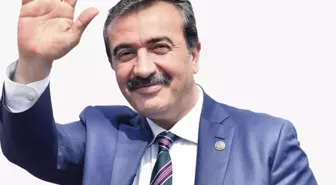 Çukurova Belediye Başkanı Soner Çetin CHP'den istifa etti