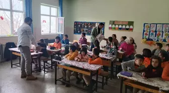 Hakkari Belediyesi öğrencilere sıfır atık ve geri dönüşüm eğitimi verdi