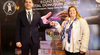 EGİAD ve ESİAD iş birliğinde düzenlenen Dijital Dönüşüm Zirvesi'nde dijital dönüşümün önemi ve yapay zeka ele alındı