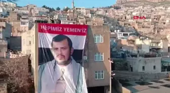 Mardin'de Yemen Ensarullah Hareketi liderinin dev posteri asıldı