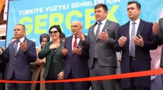 AK Parti Ankara Büyükşehir Belediye Başkan Adayı Turgut Altınok, Mansur Yavaş'ı Eleştirdi