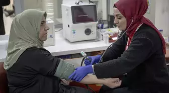 Türk Kızılay, işitme engellilerin katıldığı kan bağışı etkinliği düzenledi