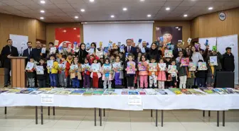 Van'da 35 Bin Kitap Dağıtım Töreni Düzenlendi