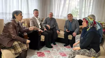 Başkan Kaya Sevgililer Günü'nde Vatandaşları Ziyaret Etti