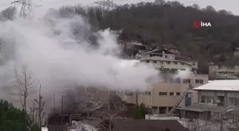 Beykoz'da kibrit üretim atölyesinde yangın çıktı