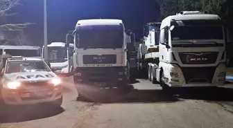 Bingöl Valiliği, Erzincan'daki maden ocağındaki göçük altında kalan işçilerin kurtarılması için destek gönderdi