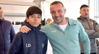 Bucaspor, altyapı oyuncusunu goldeki katkısı nedeniyle ödüllendirdi