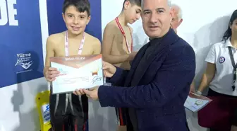 Yeşilyurt Belediyesi Yakınca Yarı Olimpik Yüzme Havuzu Okullar Arası Yüzme Şampiyonasına Ev Sahipliği Yaptı
