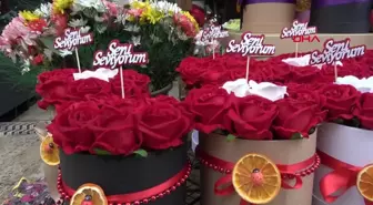 Keşan'da Çiçekçiler Yoğun Mesai Yapıyor