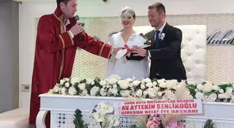 Giresun'da 10 çift, 14 Şubat Sevgililer Günü'nde nikah masasına oturdu