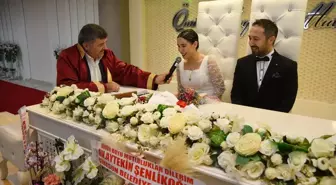 Giresun'da 10 çift, 14 Şubat Sevgililer Günü'nde nikah masasına oturdu