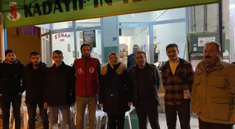 İzmit Belediye Başkanı Fatma Kaplan Hürriyet Camii Cemaatiyle Kahvaltı Yaptı