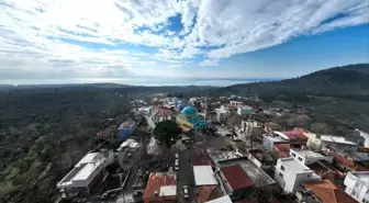 Edremit Belediyesi, Avcılar Mahallesi'nde köy meydanı ve cadde yenileme çalışmaları gerçekleştirdi