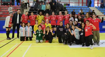 Konyaaltı Belediye Spor Kadın Hentbol Takımı Yarı Finale Yükseldi