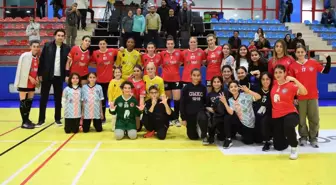 Konyaaltı Belediye Spor Kadın Hentbol Takımı Yarı Finale Yükseldi