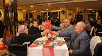 Küçükçekmece Belediyesi, 65 yaş üstü evli çiftleri Sevgililer Günü'nde buluşturdu