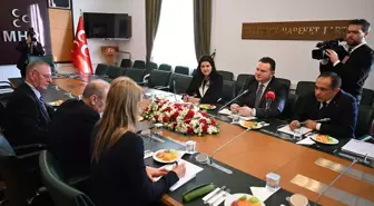 AKPM Raportörü Piero Fassino, MHP TBMM Grubu'nu ziyaret etti