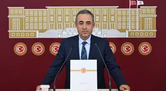 DEVA Partisi Milletvekili İrfan Karatutlu, Kahramanmaraş'taki depremzedelere adil konut yapılmasını istedi