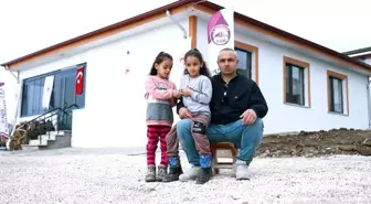 Elazığ'da Yerinde Dönüşüm Projesi kapsamında ilk köy evi teslim edildi