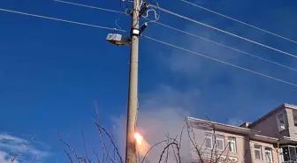 Çorum'un Alaca ilçesinde elektrik direğinde çıkan yangın korku dolu anlar yaşattı
