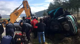 Bucak'ta Kafa Kafaya Çarpışma: 4 Yaralı