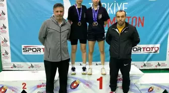 Kayserili Sporcu Emine Gül Kocaoğlu Türkiye Badminton Şampiyonası'nda Şampiyon Oldu