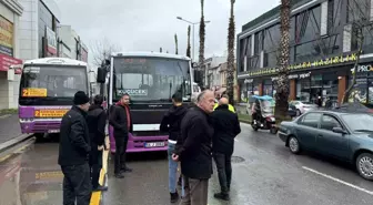 Adapazarı'nda özel halk otobüsü geri manevra yaparken bir kadını ezdi