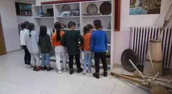 Yaylakent İlkokulu'nda Eski Eşyaların Sergilendiği Müze Açıldı