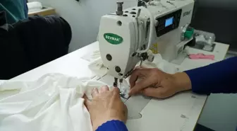Adıyaman Halk Eğitimi Merkezi, Gazze'deki Bebeklere Yardım İçin Zıbın Dikiyor