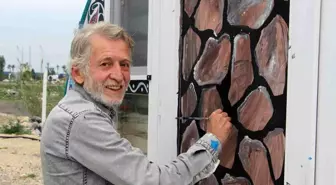 Depremin Vurduğu Hatay'da Konteynerleri Boyayan Ressam