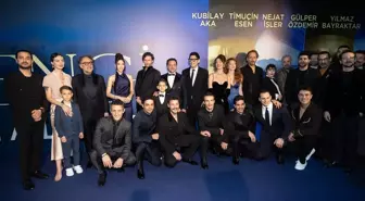 Fenerbahçe'nin İngiliz takımına karşı zaferini anlatan Zaferin Rengi filminin galası yapıldı