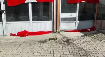 MHP'nin seçim irtibat bürosuna saldırı