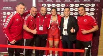 Nesrin Baş, Avrupa Güreş Şampiyonası'nda altın madalya kazandı