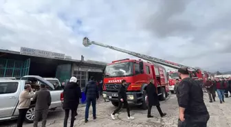 Bolu'da İzzet Baysal Sanayi Sitesi'nde Yangın