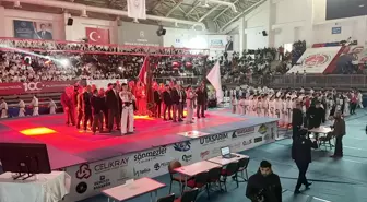 Türkiye Kyokushin Stil Karate Şampiyonası Karabük'te Devam Ediyor