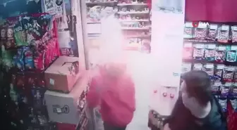 Çakmak gazıyla şaka yapan genç, arkadaşının kafasını yaktı