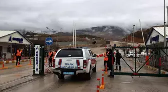 Erzincan'da maden ocağındaki toprak kaymasında kaybolan işçilere ulaşma çalışmaları sürüyor