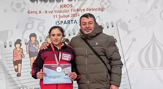 Körfezli Sporcu Melek Yıldız Türkiye İkincisi Oldu