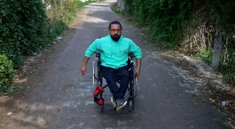Engelli Muhtar Adayı Tekerlekli Sandalyeyle Köy Halkını Geziyor