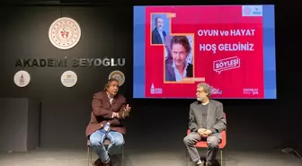 Beyoğlu Belediyesi'nin Oyun ve Hayat söyleşisinin ilk konuğu Hakan Meriçliler oldu