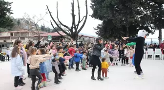 Depremzedeler için moral etkinliği düzenlendi