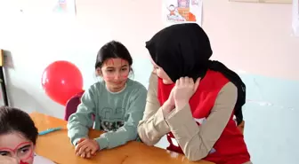 Kızılay, Ağrı'daki öğrencilere unutulmaz bir gün yaşattı