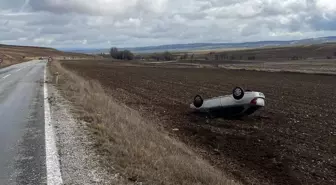 Çorum Alaca'da trafik kazası: Aynı aileden 2 kişi yaralandı