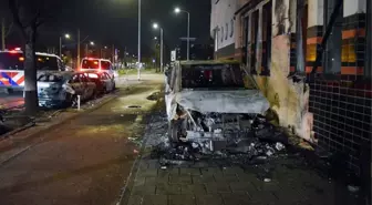 Lahey'de sığınmacılar ayaklandı, ortalık yangın yerine döndü: 6 polis yaralı