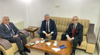 Mansur Yavaş, MTP Genel Başkanı Ahmet Yılmaz'ı ziyaret etti