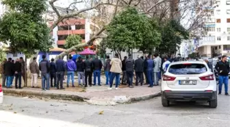 Sokakta yaşayan kişi parkta ölü bulundu, vatandaşların merakı pes dedirtti