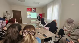 Medeni Kanun ve Kadın Hakları Eğitimi Adana'da Düzenlendi